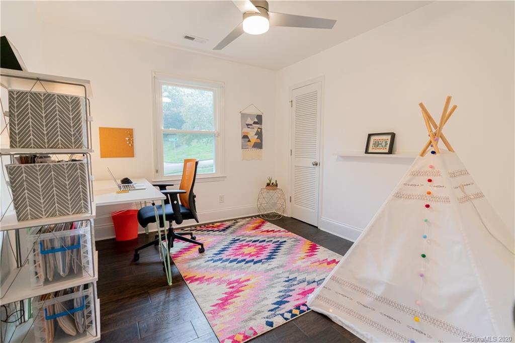 3825 Riverbend Road Charlotte, NC 28210 - Photo 9 of 32 Gallery Image 9