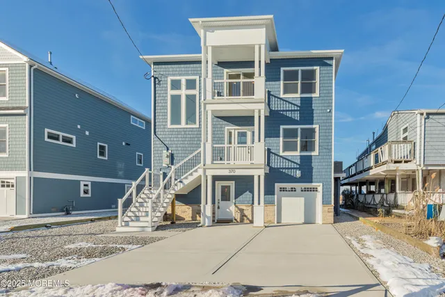$1,299,999 | 370 Kingfisher Road, Tuckerton, NJ 08087
