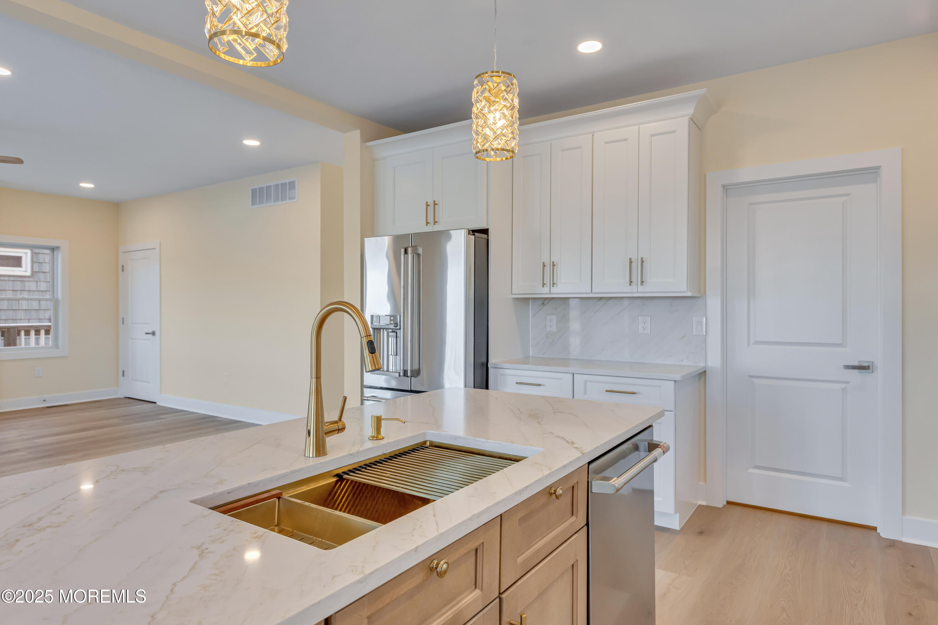 370 Kingfisher Road Tuckerton, NJ 08087 - Photo 12 of 57 16-3V0A6677