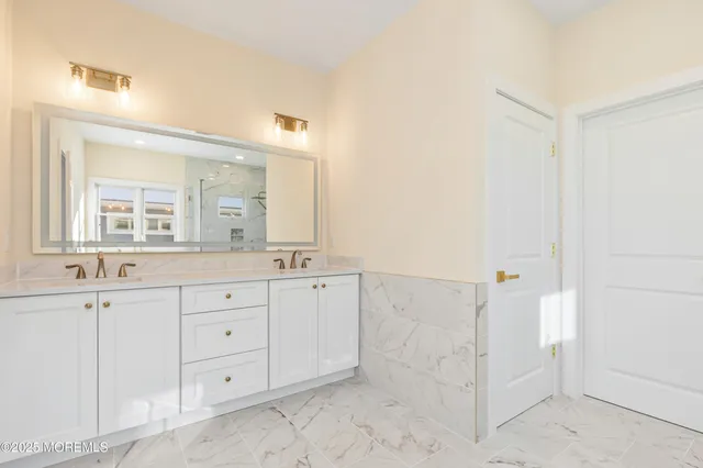 $1,299,999 | 370 Kingfisher Road, Tuckerton, NJ 08087