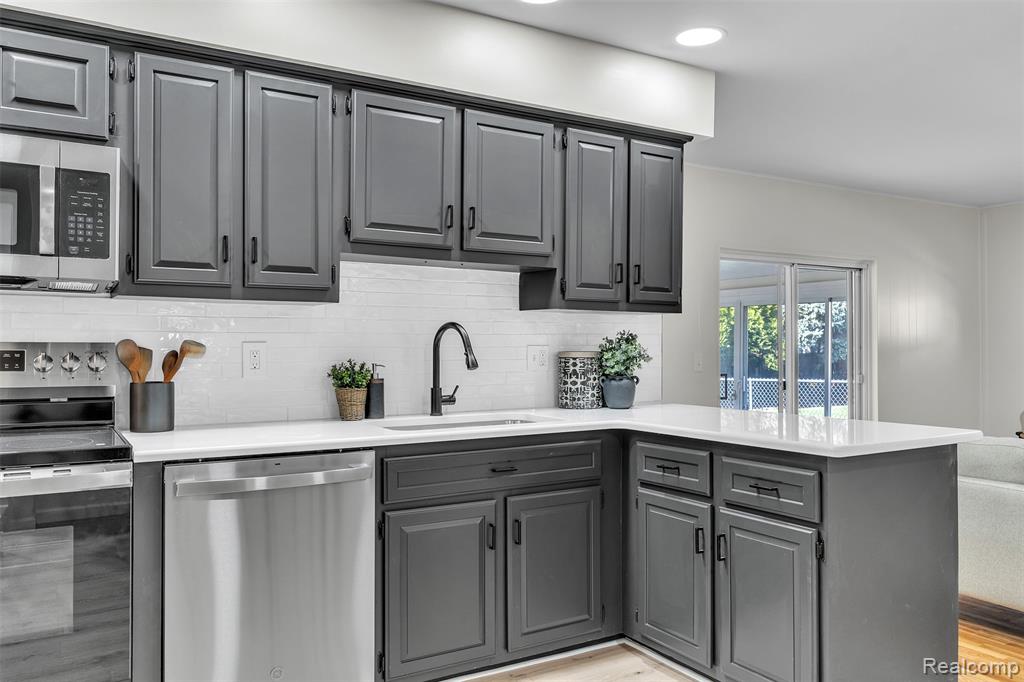 11222 Afton Road Southgate, MI 48195 - Photo 14 of 56 Gallery Image 14