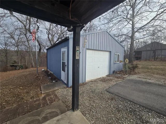 $290,000 | 119 Davis Road, Troy, MO 63379