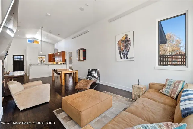 $2,200,000 | 3230 West King Eider Road, Jackson, WY 83001