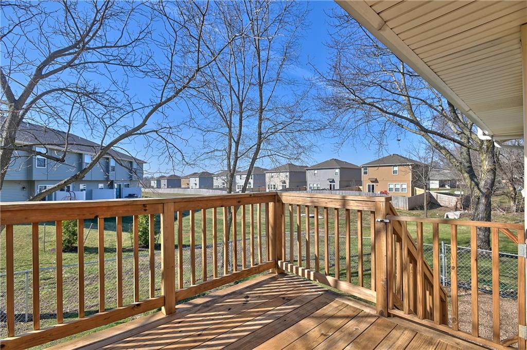 509 West South Street Spring Hill, KS 66083 - Photo 26 of 31