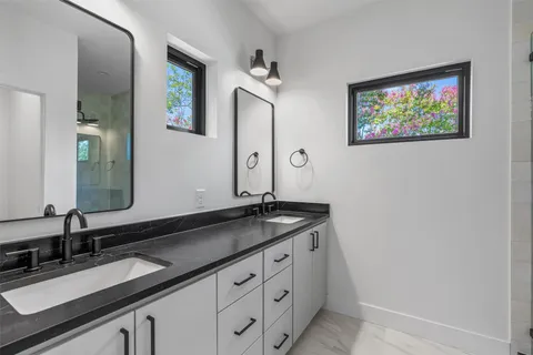 $639,000 | 1402 Beckett Street, Unit 1B, Austin, TX 78757