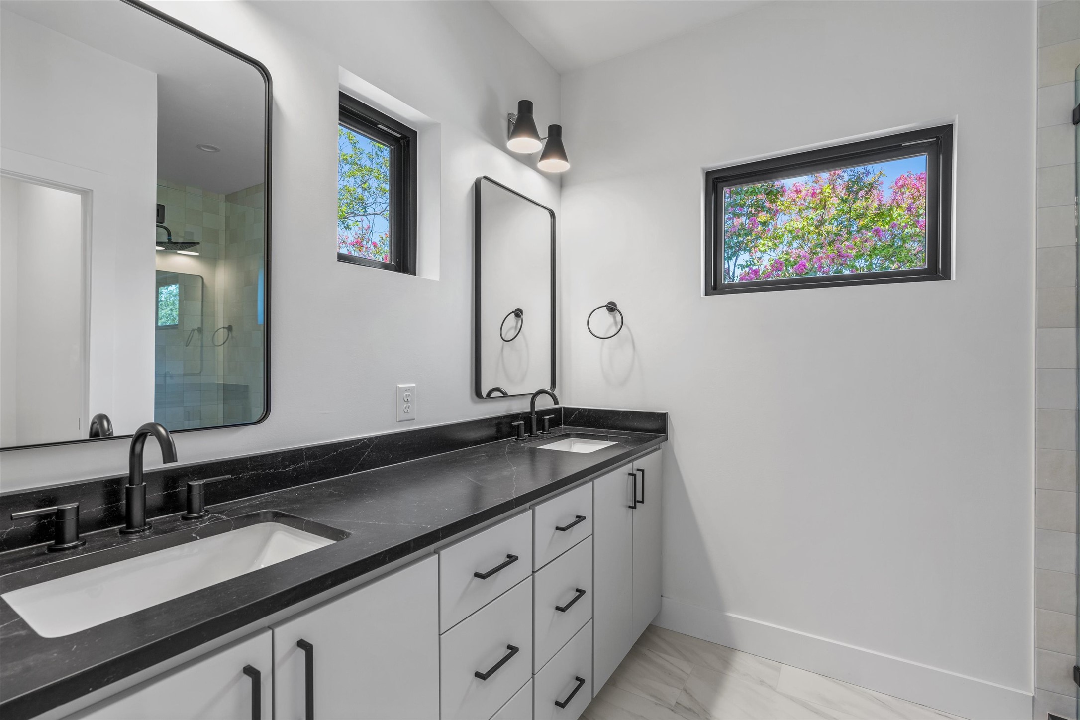 1402 Beckett Street, Unit 1B Austin, TX 78757 - Photo 14 of 32 Primary Bath with Dual Vanity