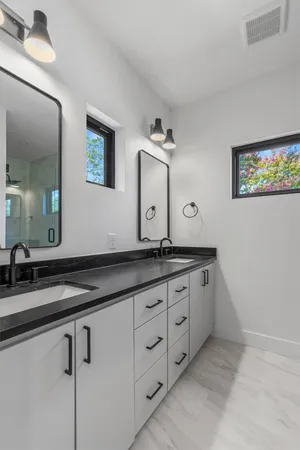 $638,000 | 1402 Beckett Street, Unit 1B, Austin, TX 78757