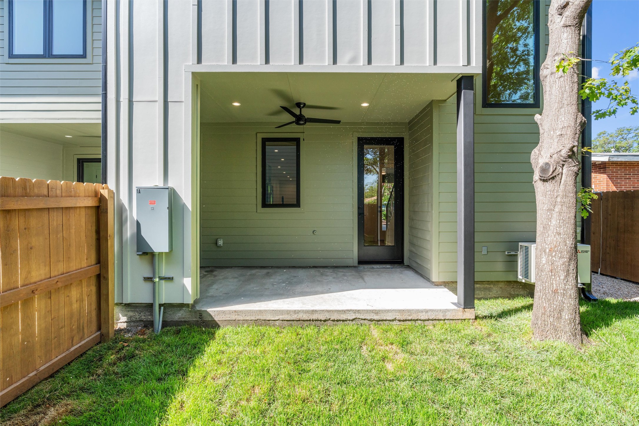 1402 Beckett Street, Unit 1B Austin, TX 78757 - Photo 29 of 32 Quiet, Private Yard