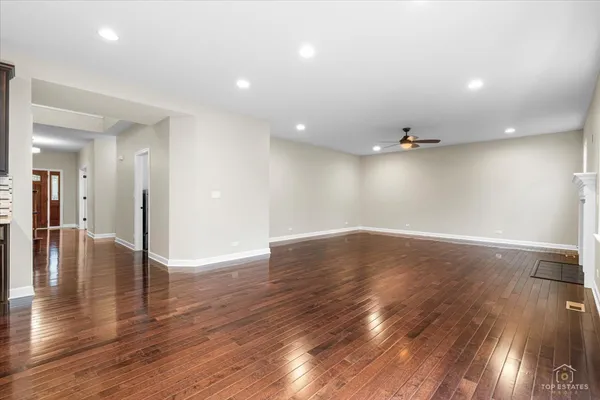 $949,000 | 1551 Olive Street, Palatine, IL 60074