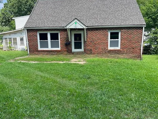 $90,000 | 9602 East 16 Street South, Independence, MO 64052