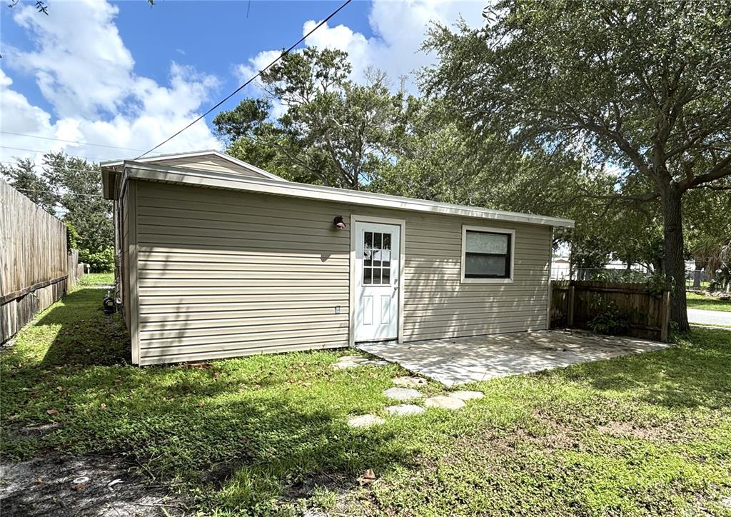 2350 26th Street North St. Petersburg, FL 33713 - Photo 3 of 18 a view of a house with a yard