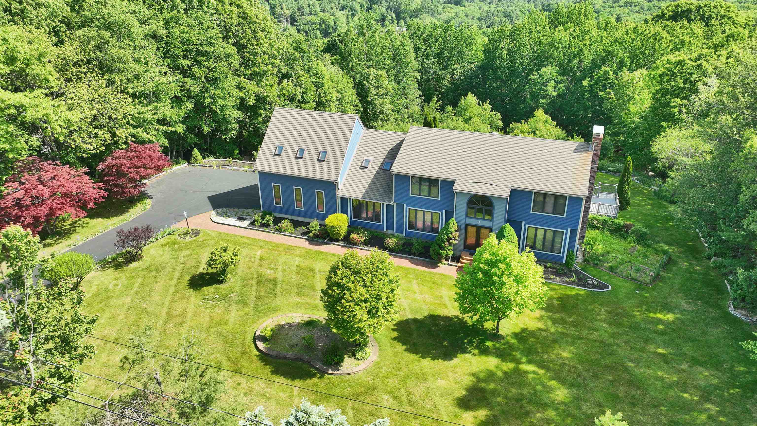 8 Longview Drive Bow, NH 03304 - Photo 5 of 59