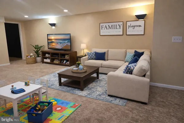 $2,750 | 56 Chapman Avenue, Doylestown, PA 18901