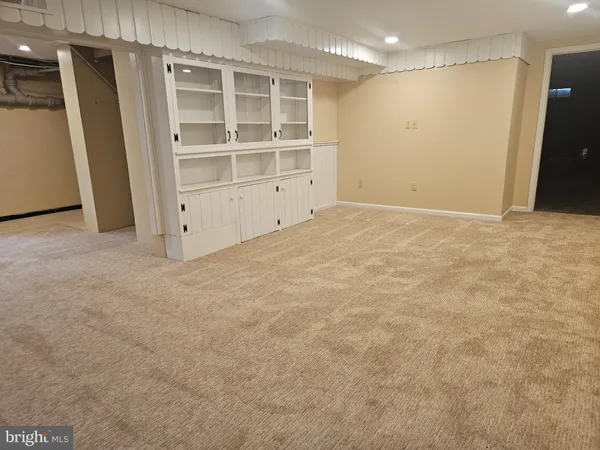 $2,750 | 56 Chapman Avenue, Doylestown, PA 18901