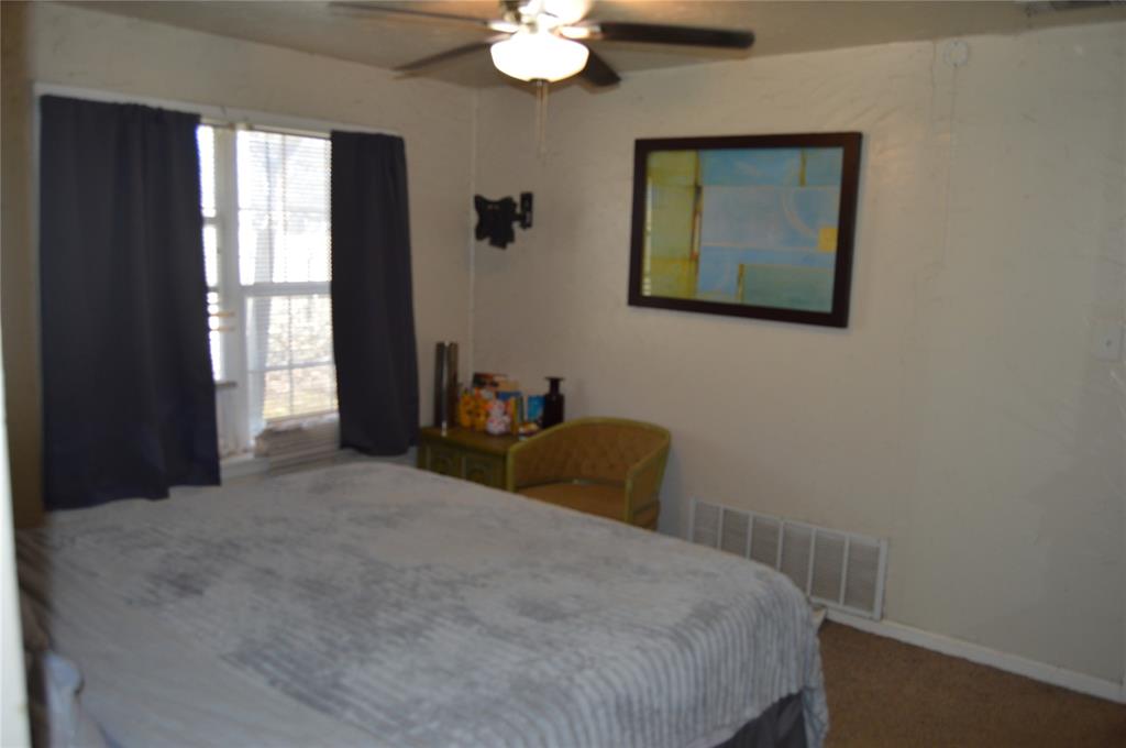 112 South 2nd Street Godley, TX 76044 - Photo 12 of 27