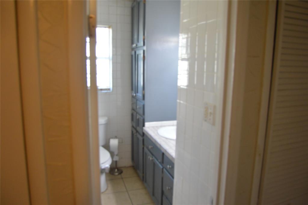 112 South 2nd Street Godley, TX 76044 - Photo 14 of 27