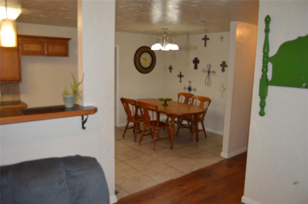 112 South 2nd Street Godley, TX 76044 - Photo 6 of 27