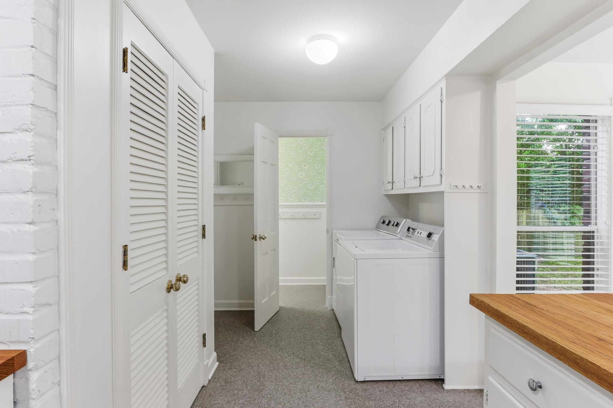 915 Park Valley Road Memphis, TN 38119 - Photo 6 of 38