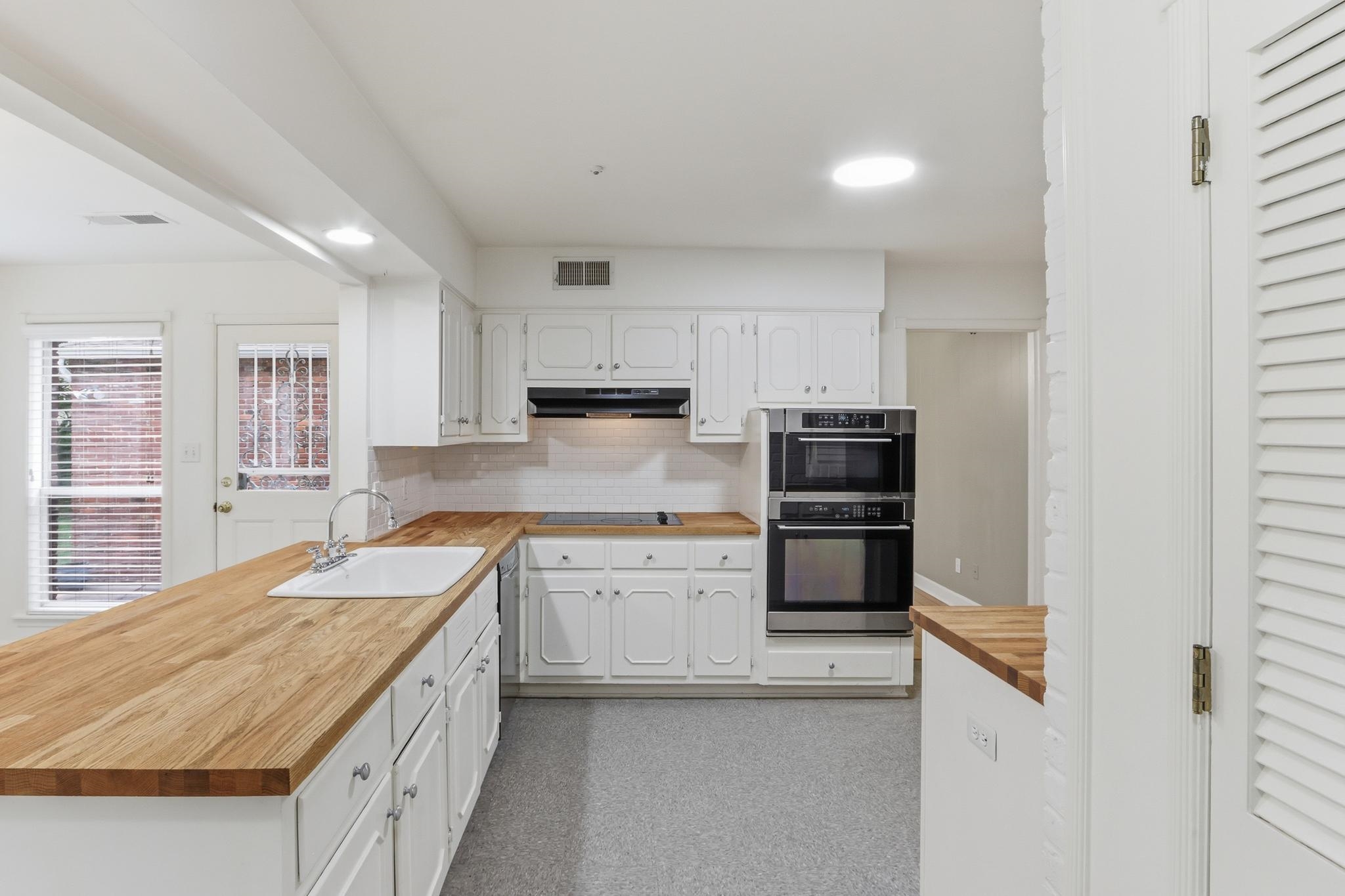915 Park Valley Road Memphis, TN 38119 - Photo 7 of 38