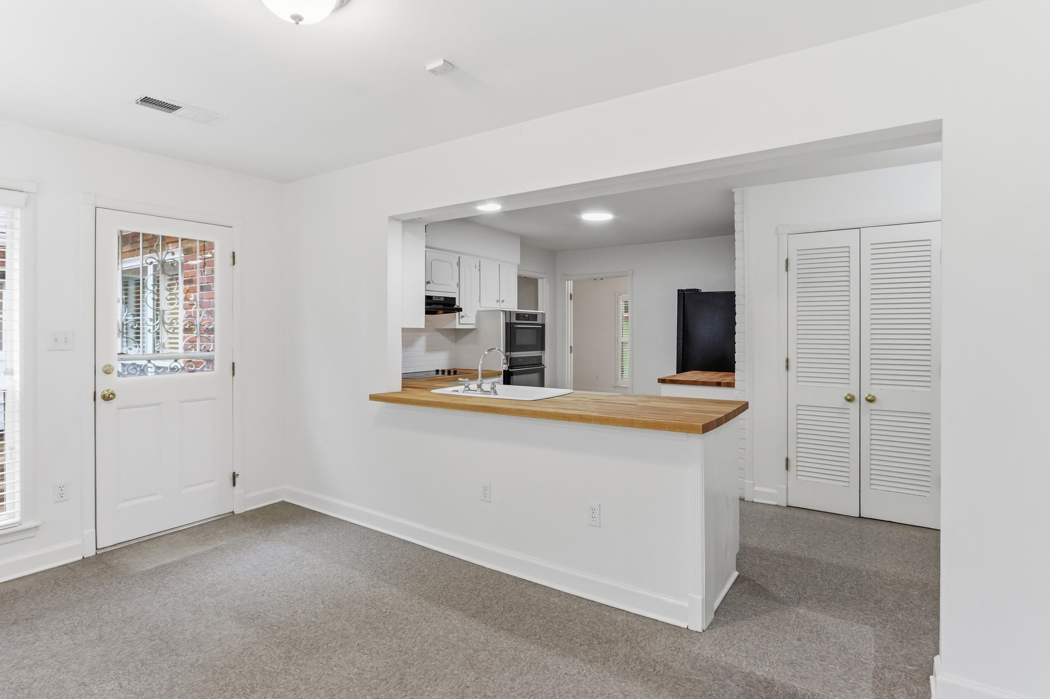 915 Park Valley Road Memphis, TN 38119 - Photo 9 of 38