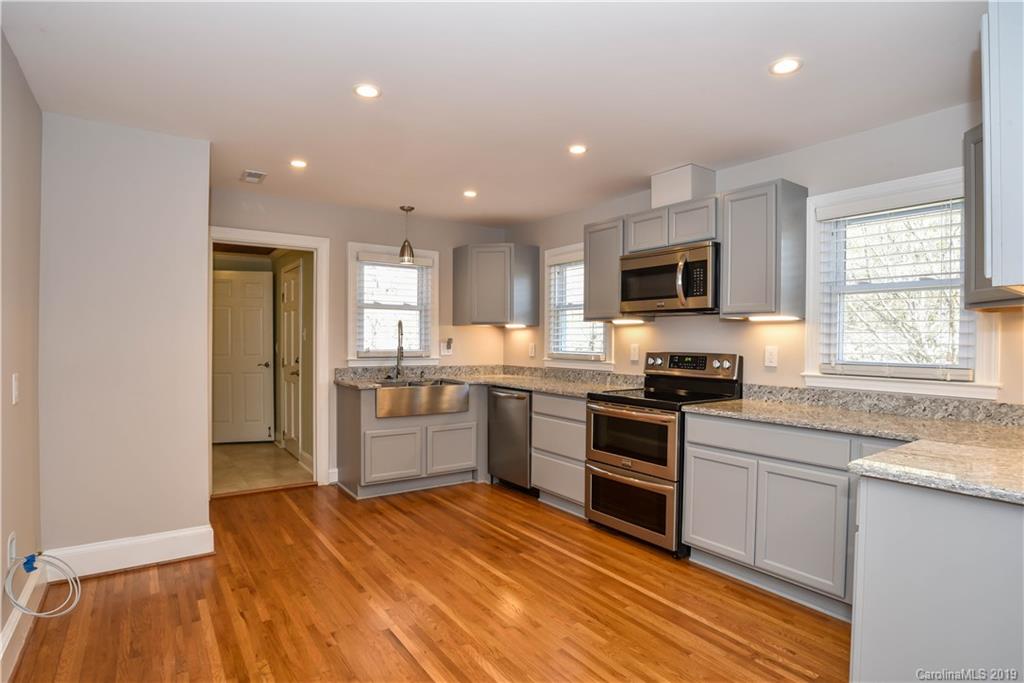 121 Sadler Road Mount Holly, NC 28120 - Photo 5 of 33 Gallery Image 5