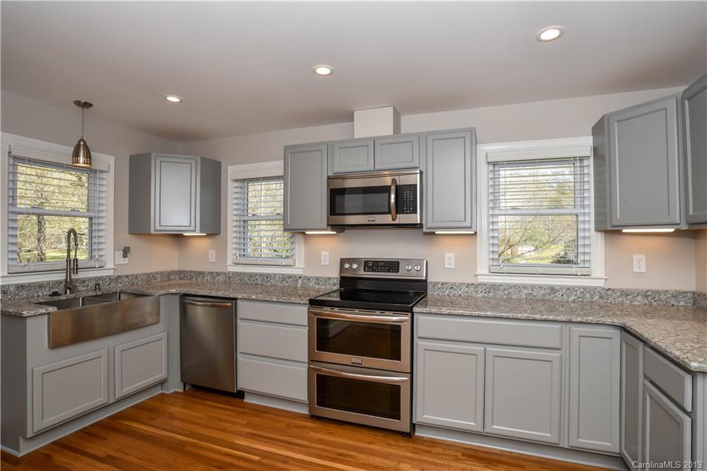 121 Sadler Road Mount Holly, NC 28120 - Photo 6 of 33 Gallery Image 6