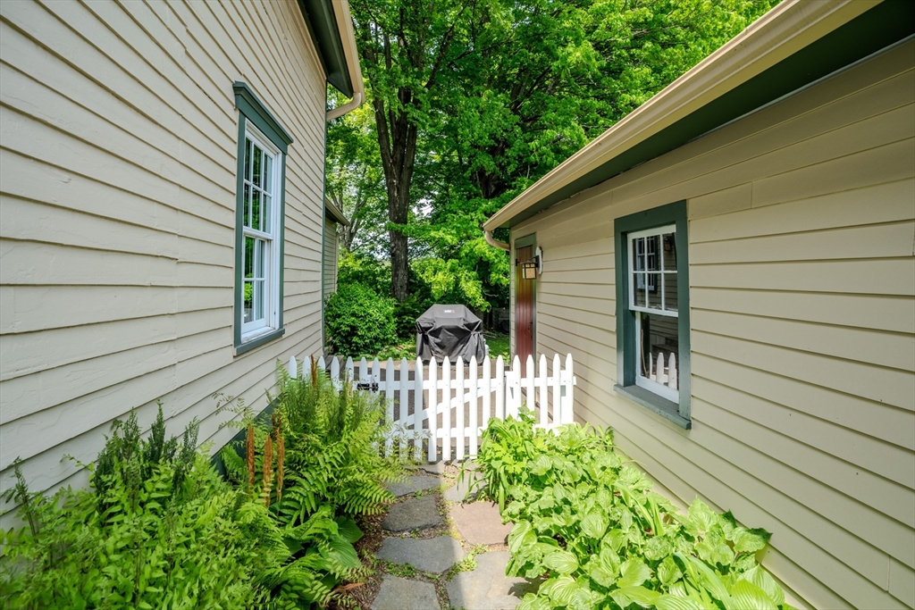 29 Main Street Montague, MA 01351 - Photo 35 of 40 Gallery Image 35
