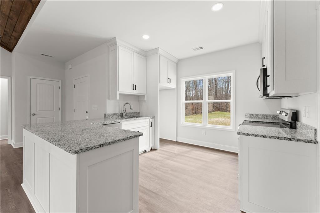 51 Hawks Ridge Cleveland, GA 30528 - Photo 10 of 24
