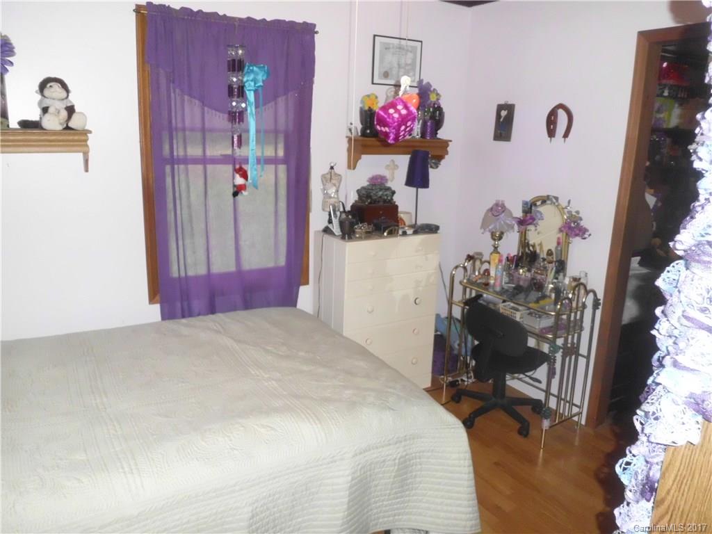 844 Rolling Road Lincolnton, NC 28092 - Photo 12 of 18 Gallery Image 12