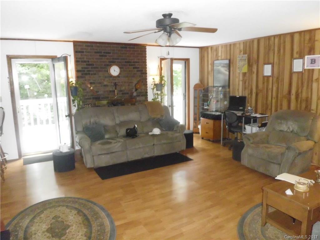 844 Rolling Road Lincolnton, NC 28092 - Photo 7 of 18 Gallery Image 7