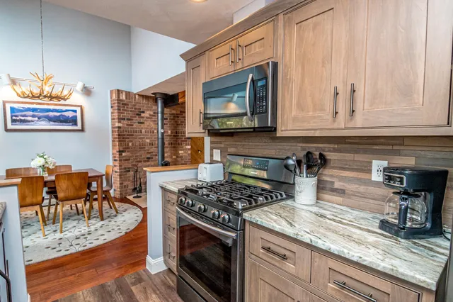 $620,000 | 9 Top Notch Road, Bartlett, NH 03812