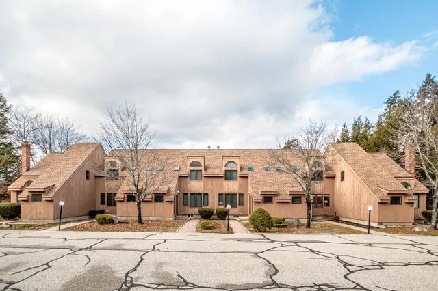 $620,000 | 9 Top Notch Road, Bartlett, NH 03812