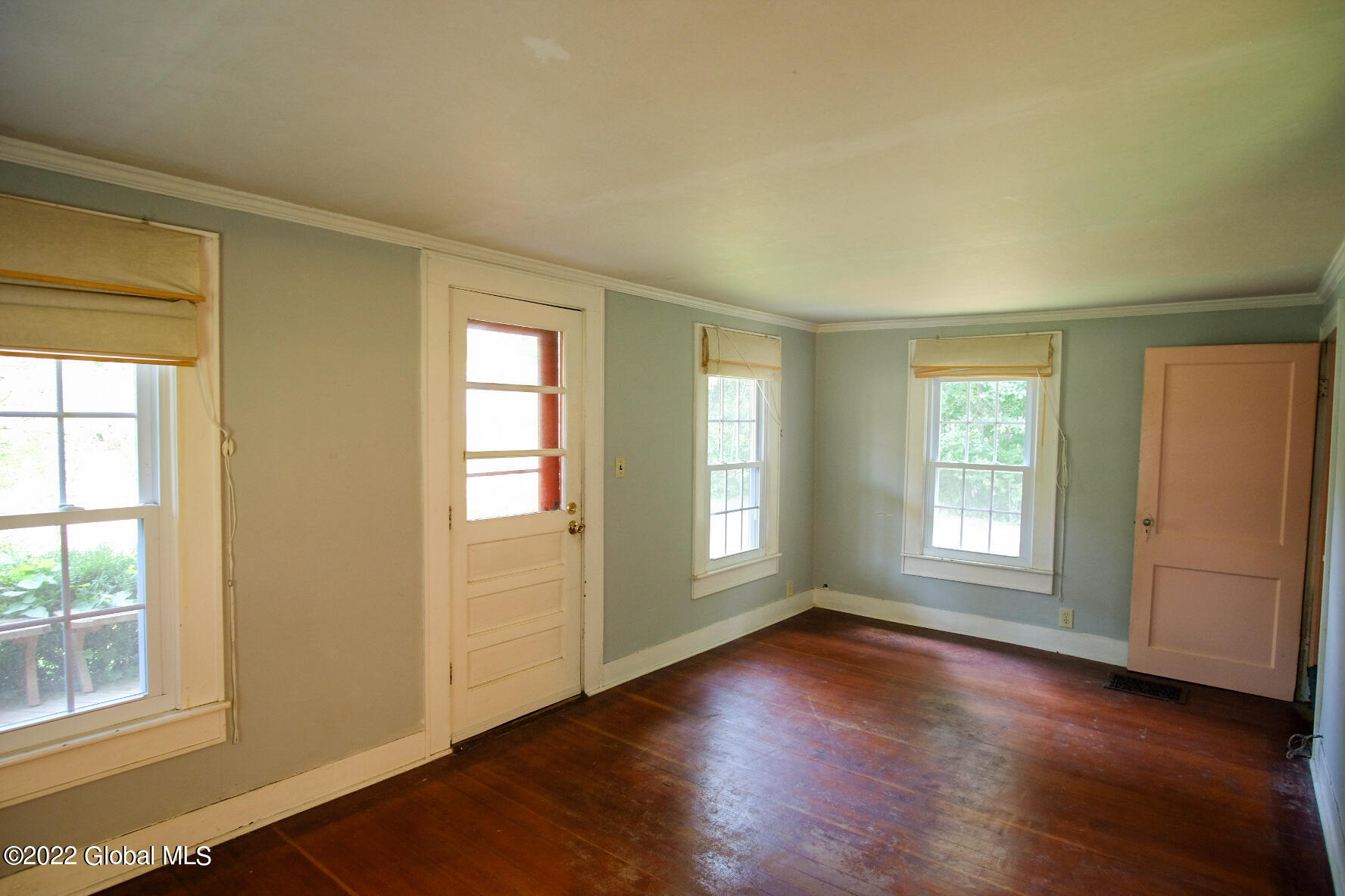 403 Northern Pines Road Wilton, NY 12831 - Photo 13 of 23 HHXW3402
