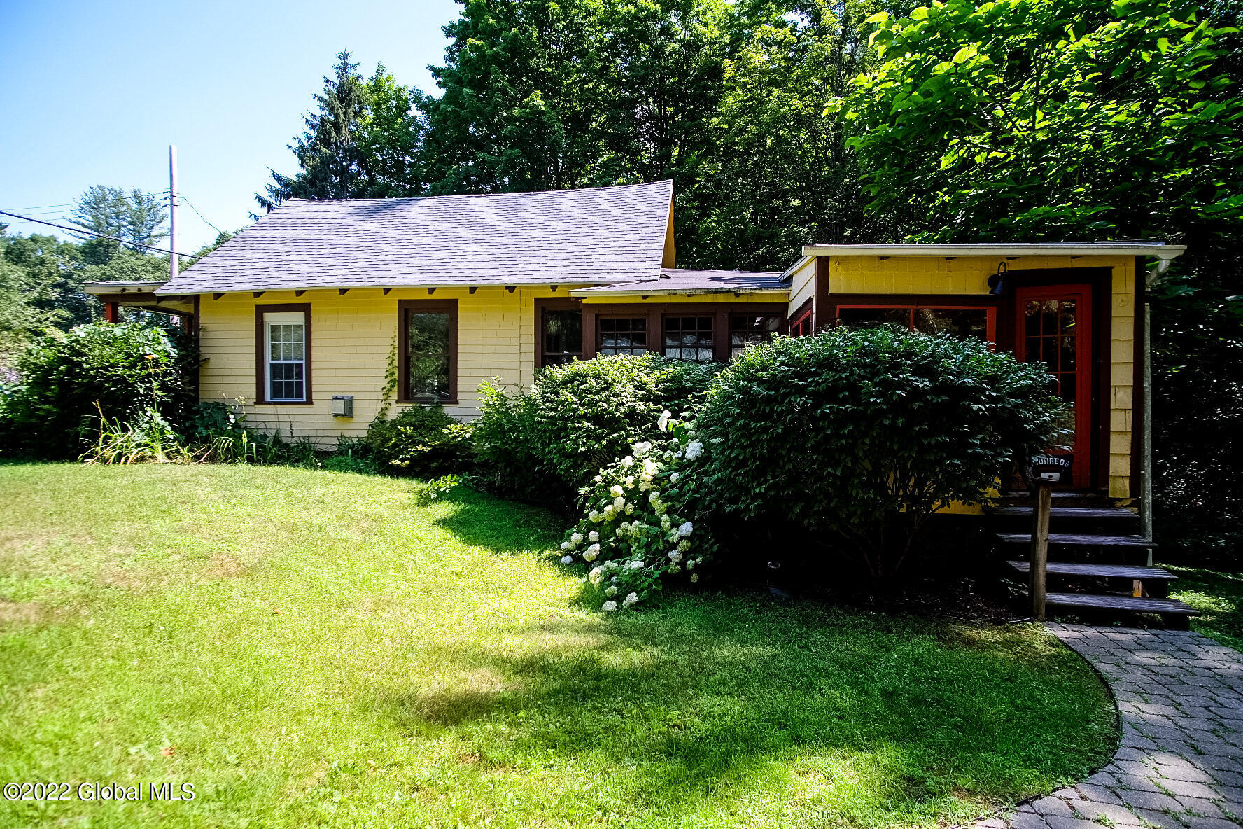 403 Northern Pines Road Wilton, NY 12831 - Photo 8 of 23 MULR6238
