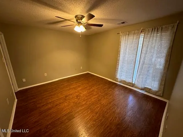 $1,450 | 1240 McGowan Drive, Southaven, MS 38671