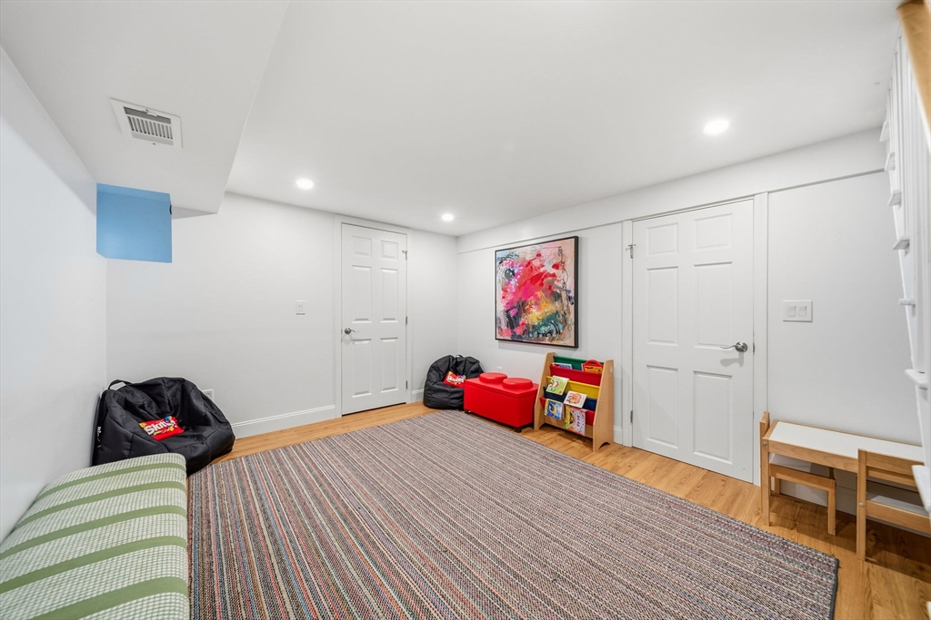 180 Broad Meadow Road Needham, MA 02492 - Photo 25 of 32
