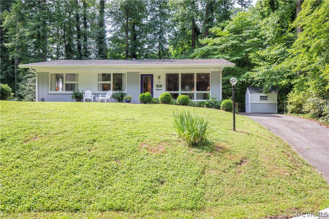 12 Hillcrest Road Petersburg, VA 23805 - Photo 3 of 38 Gallery Image 3