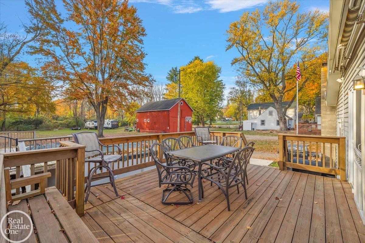 161 West Hollister Street Romeo, MI 48065 - Photo 15 of 71 50159586-b748b757-b42c-468e-8366-ed6fd20fe8ea.JPG