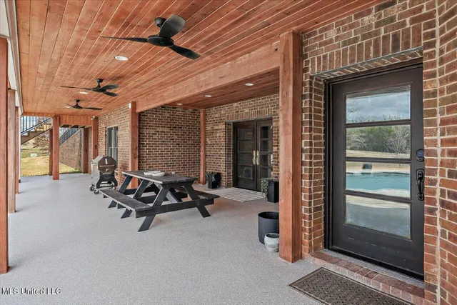 $3,995,000 | 1050 Somerset Road Southeast, Bogue Chitto, MS 39629