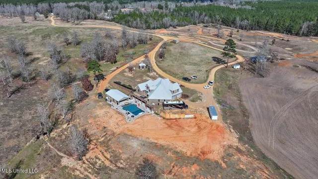 $3,995,000 | 1050 Somerset Road Southeast, Bogue Chitto, MS 39629