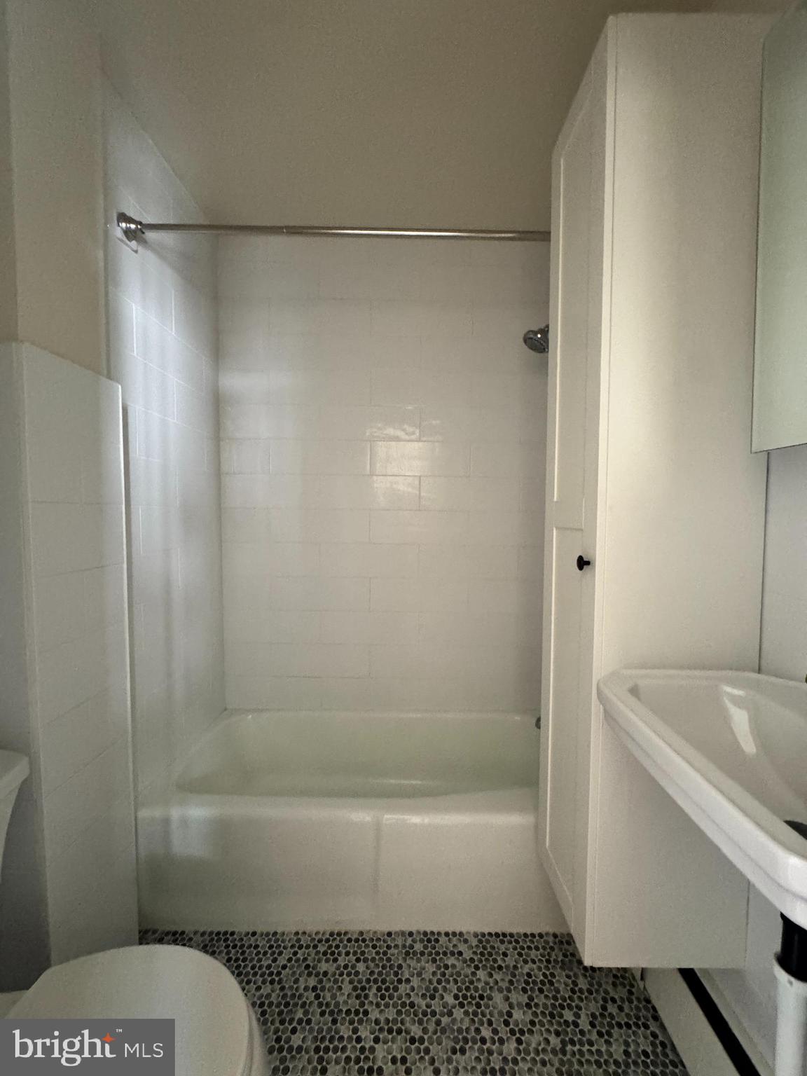 2062 Lombard Street, Unit 2 Philadelphia, PA 19146 - Photo 8 of 9