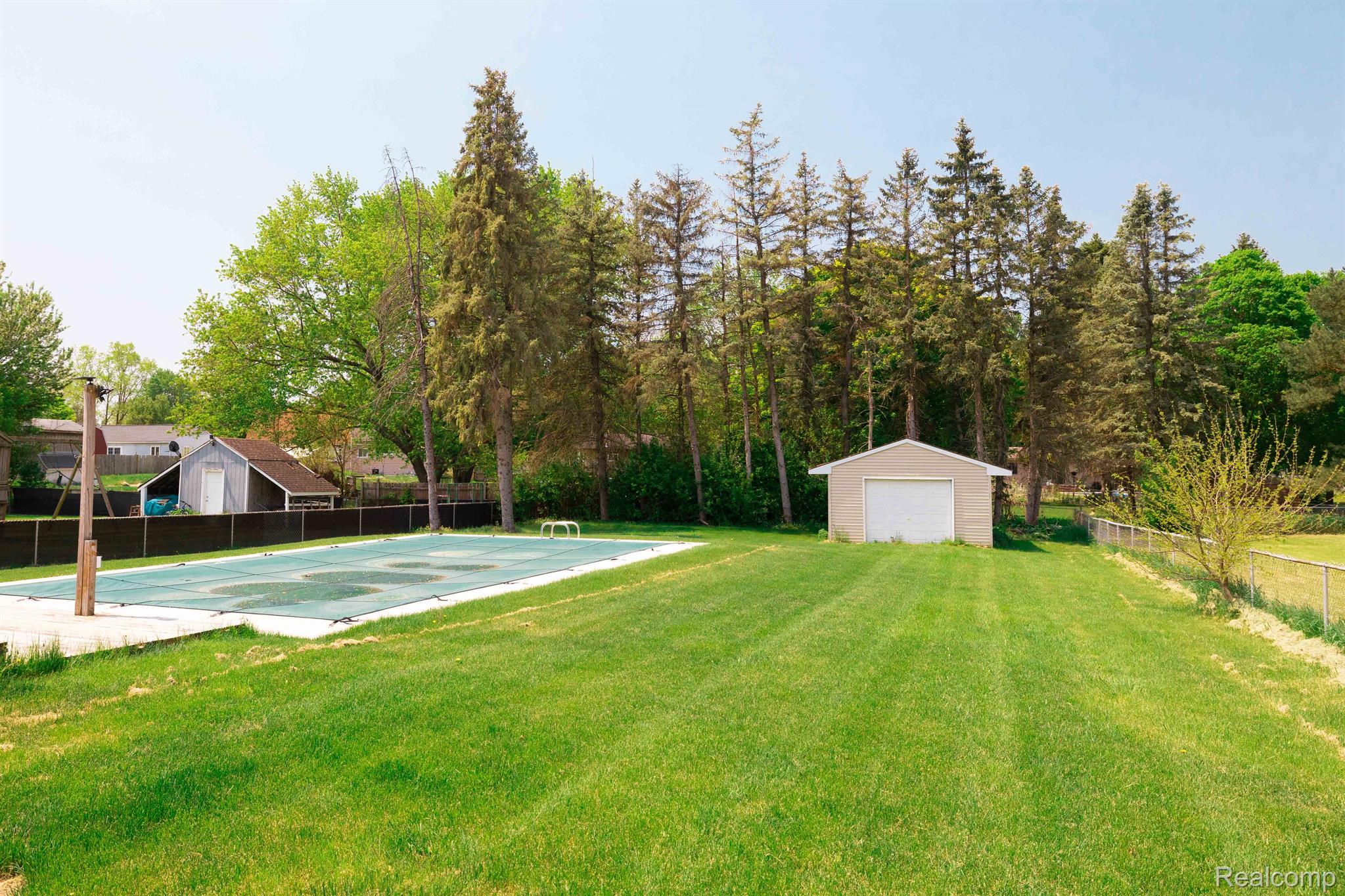 4053 North Genesee Road Flint, MI 48506 - Photo 22 of 29 Gallery Image 22