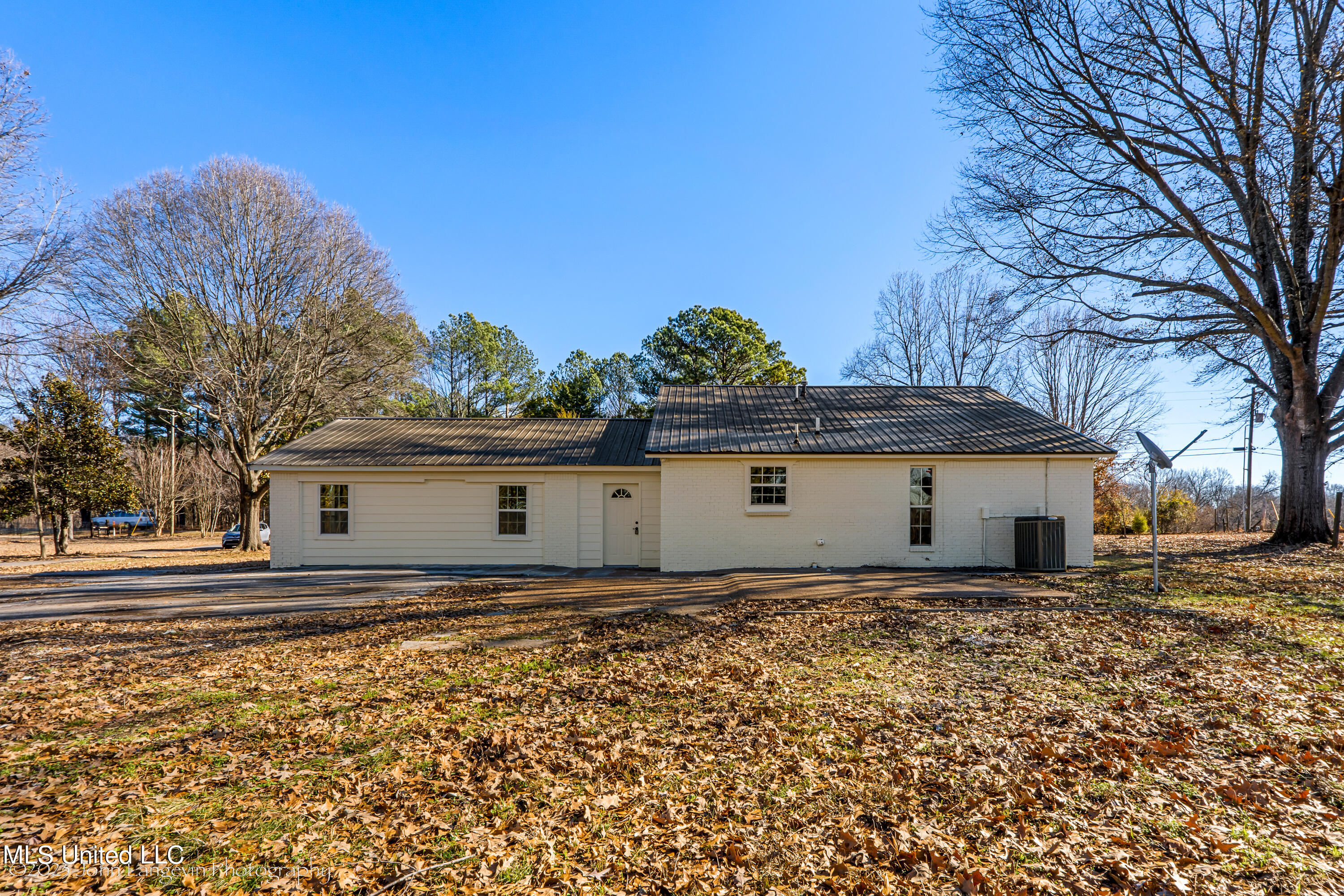 5951 McIngvale Road Hernando, MS 38632 - Photo 3 of 26 5951 McIngvale Rd-Exterior-3