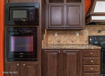 1931 Hinnant Road Pikeville, NC 27863 - Photo 11 of 27