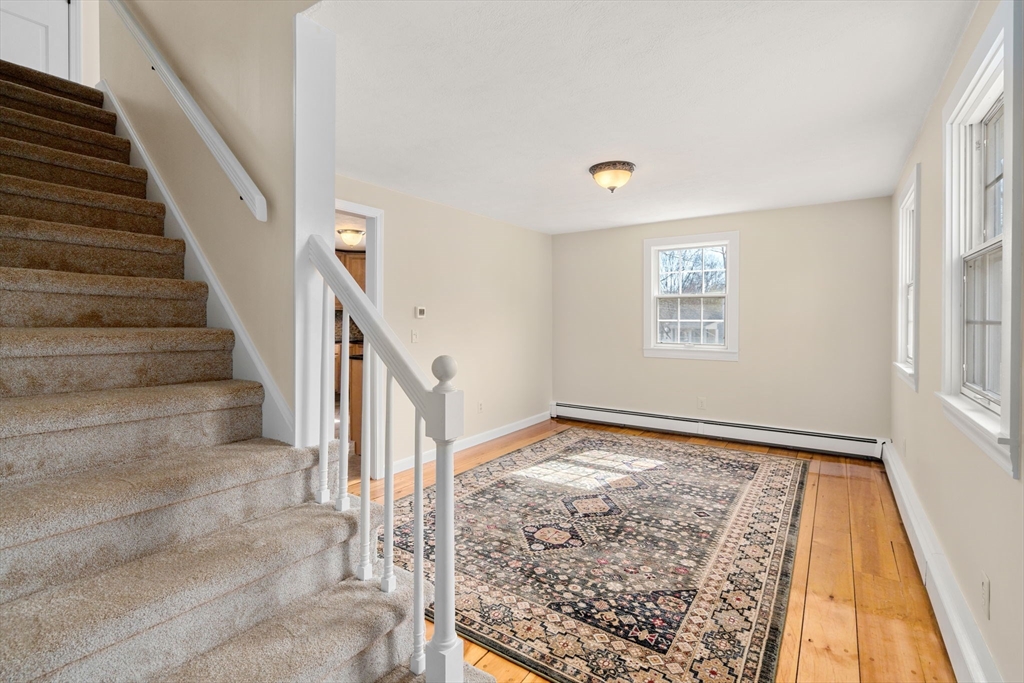424 Chestnut Hill Road Millville, MA 01529 - Photo 7 of 32 Gallery Image 7