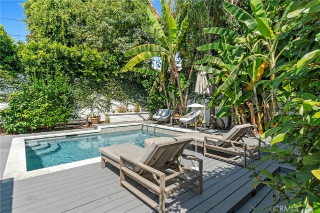 a view of outdoor space yard and patio