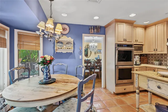 $985,000 | 221 Somerset Drive, Hewlett, NY 11557