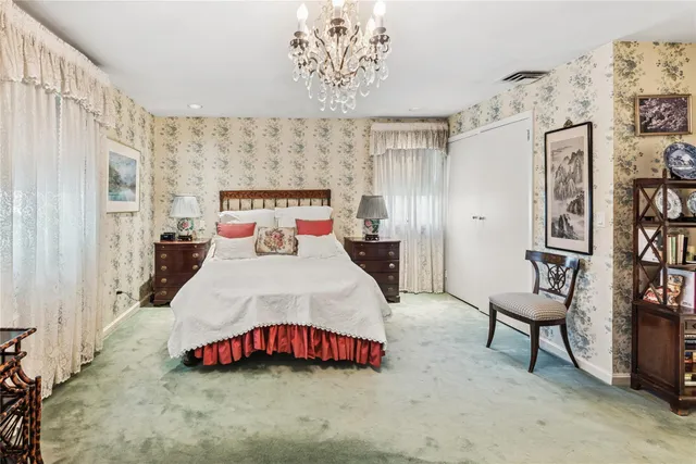 $985,000 | 221 Somerset Drive, Hewlett, NY 11557