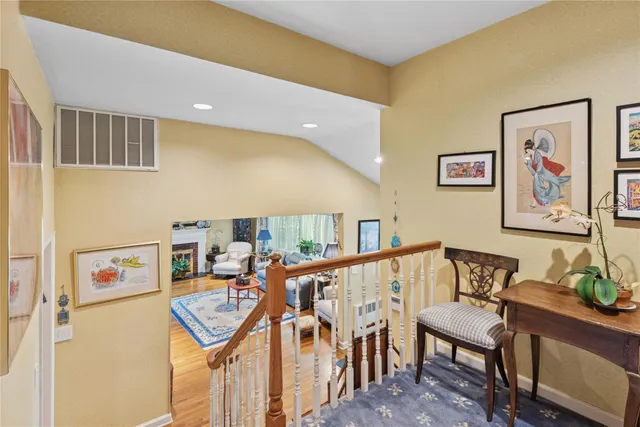 $985,000 | 221 Somerset Drive, Hewlett, NY 11557