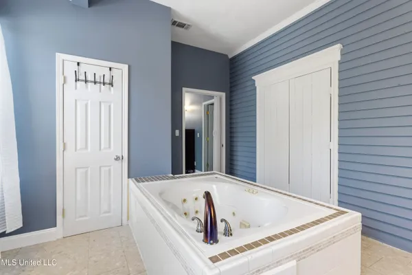 $999,000 | 4015 Brandon James Drive, Biloxi, MS 39532